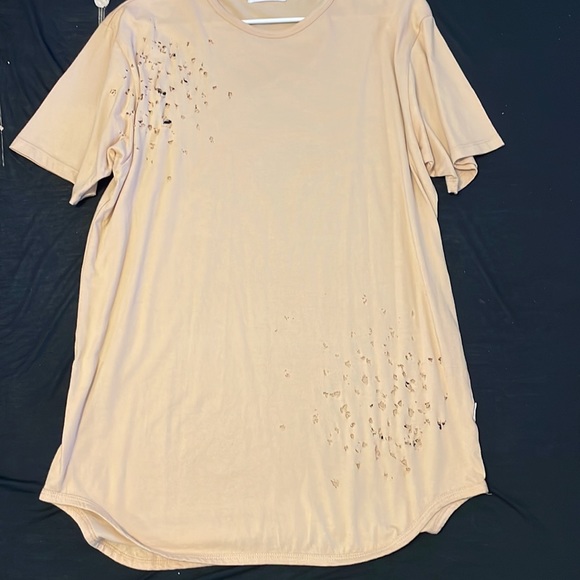 Plain T-shirt  cream/ tan mens never worn - Picture 3 of 5
